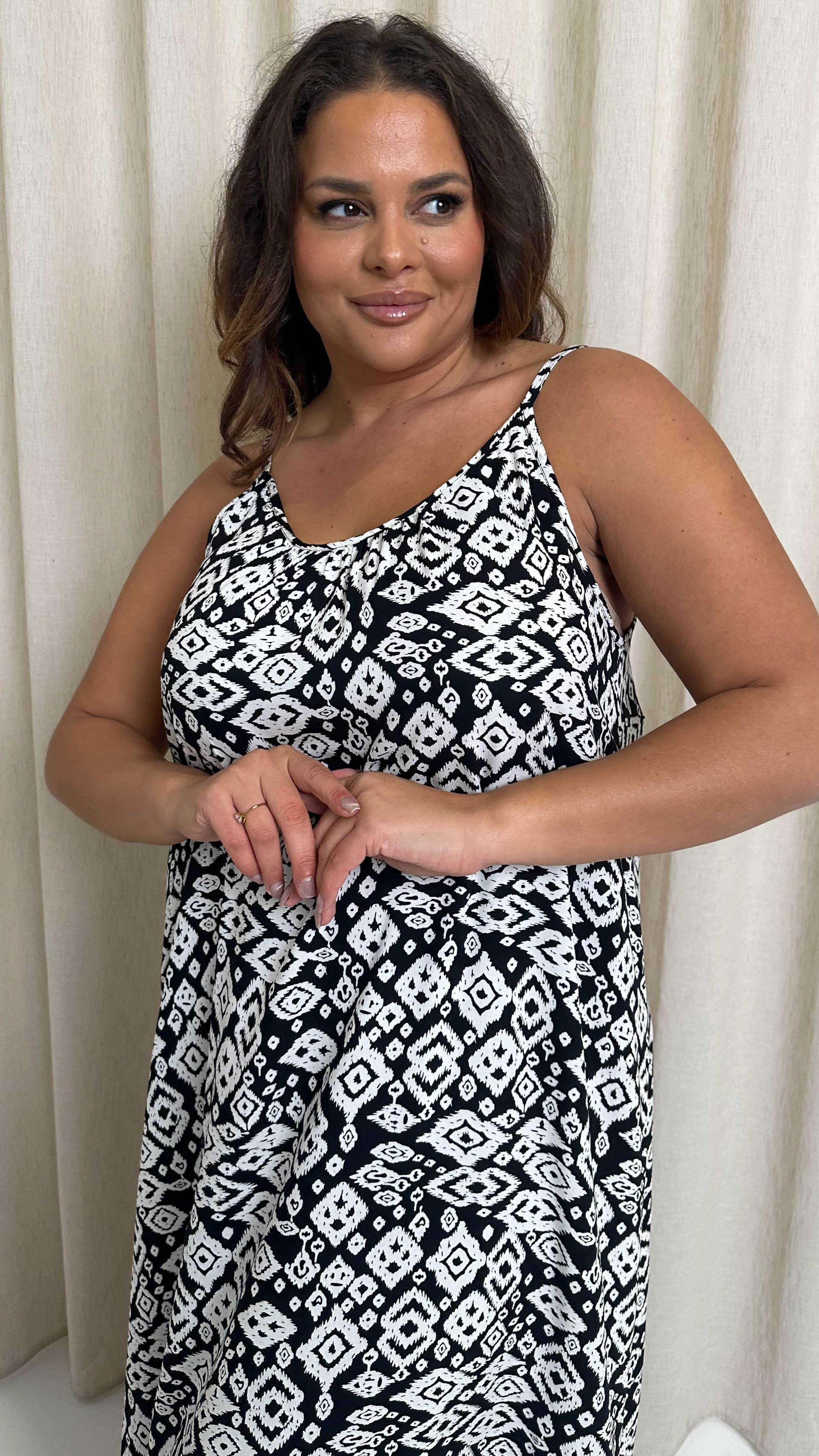 CurveWow Swing Cami Maxi Dress Mono Aztec