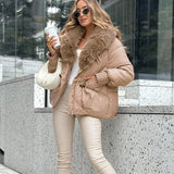 Stylish quilted jacket with faux fur collar