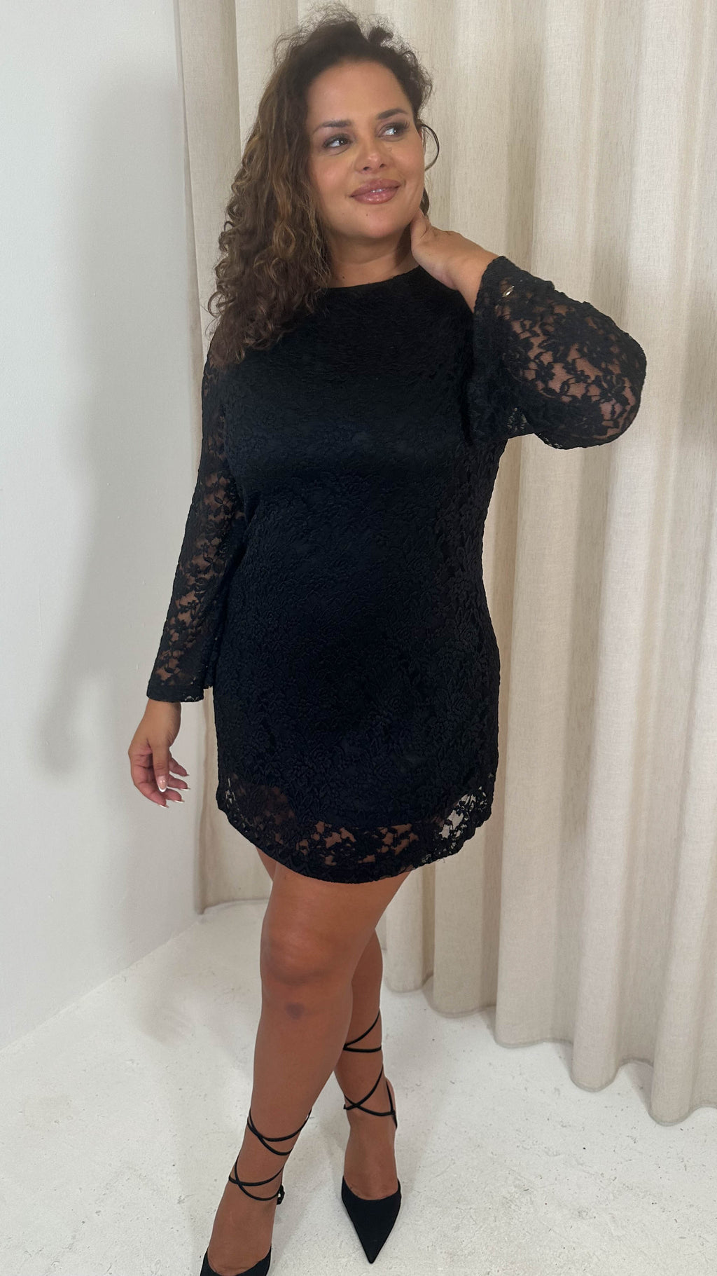 CurveWow Floral Lace Shift Dress Black