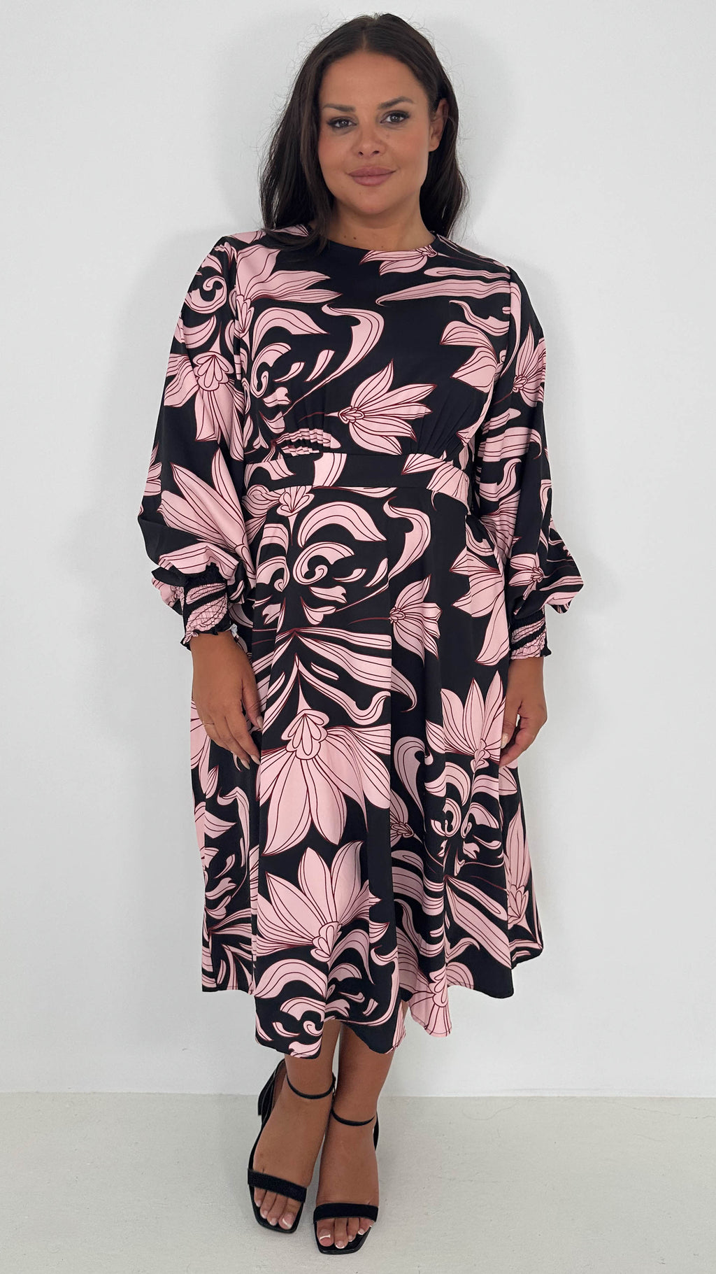 CurveWow Gathered Front Midi Dress Pink & Black Floral