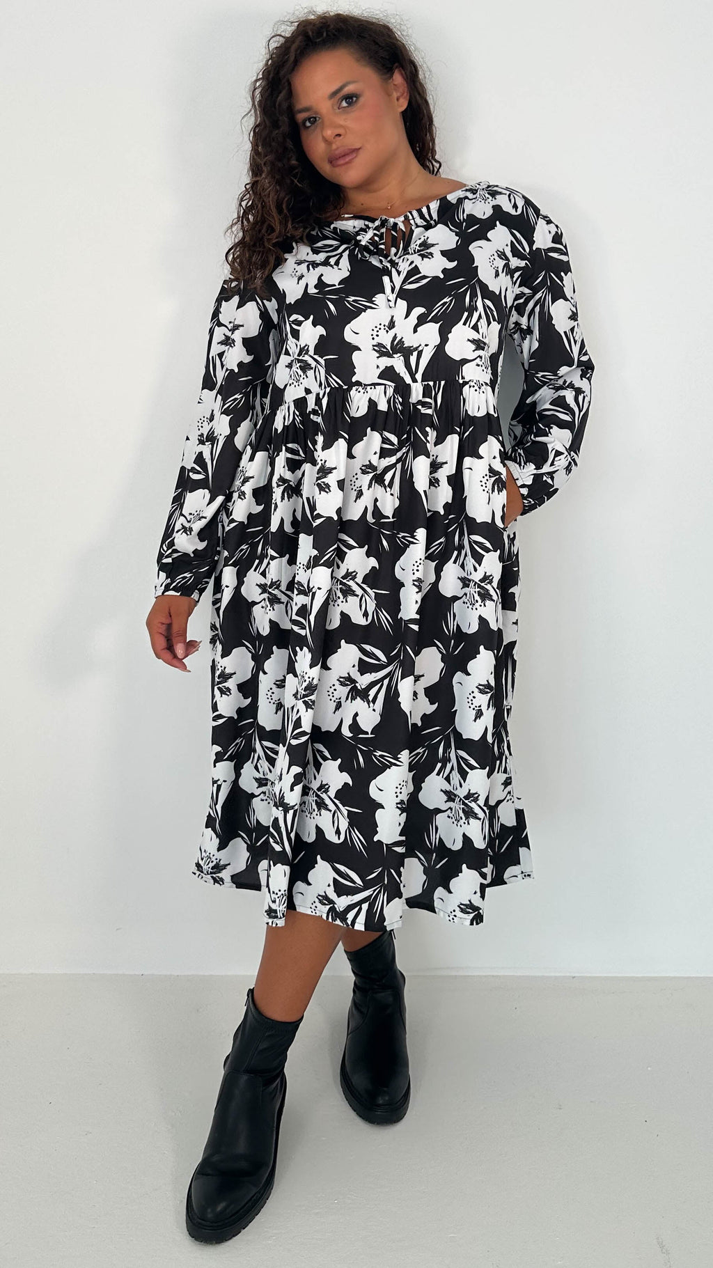 CurveWow Floral Tie Front Midi Dress