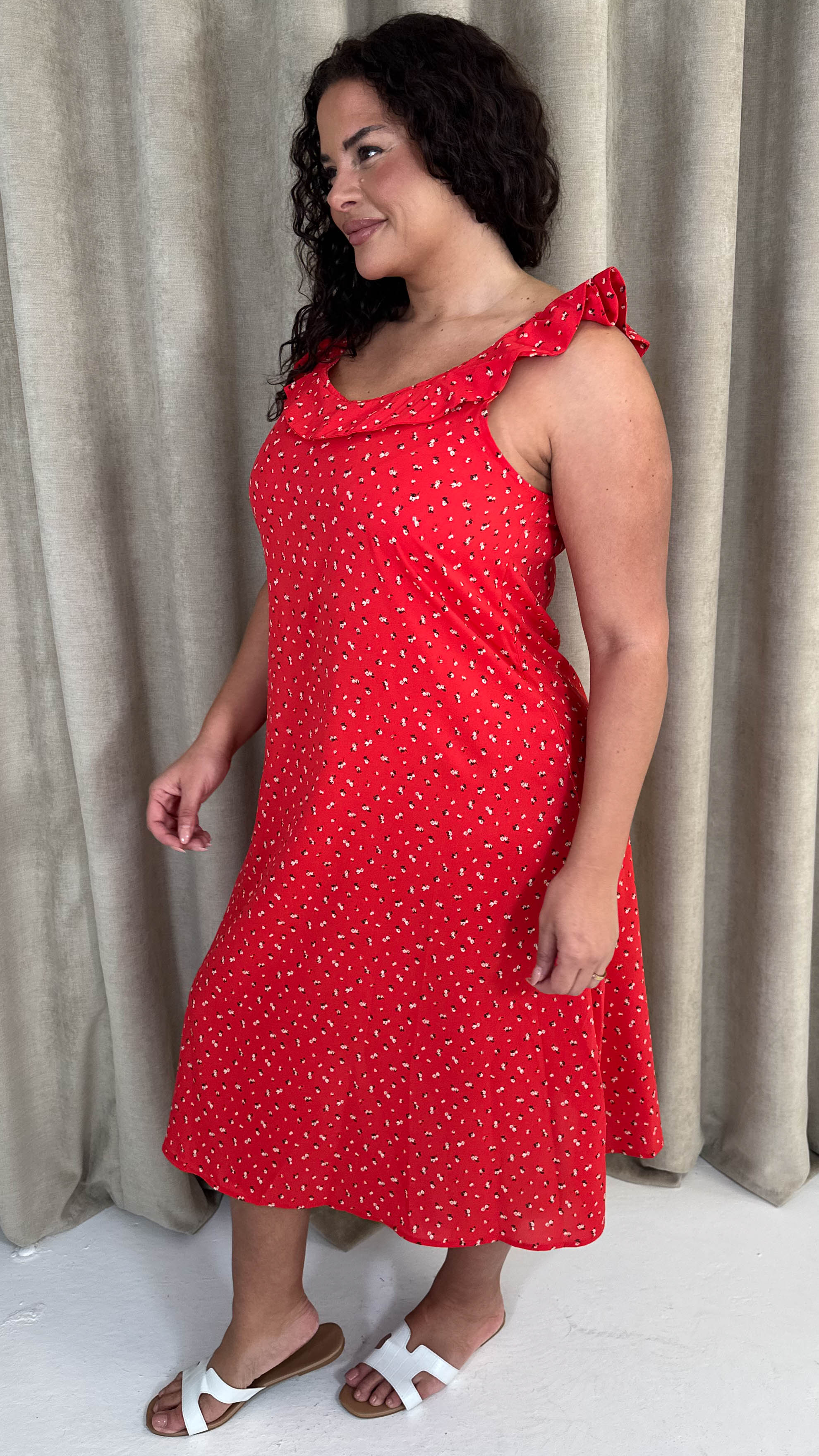 CurveWow Frill V-Neck Summer Dress Red Ditsy