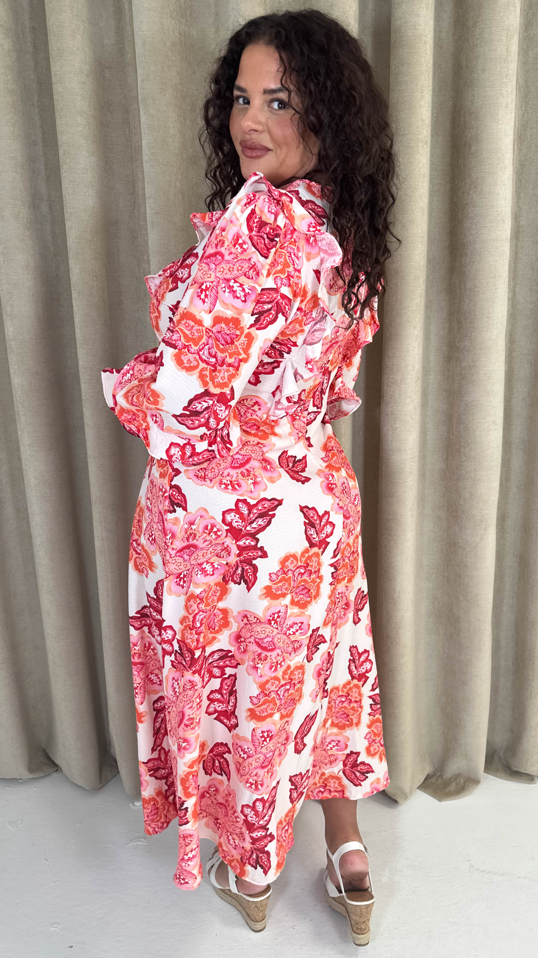 CurveWow Frill Sleeve Maxi Dress Cream & Red Floral