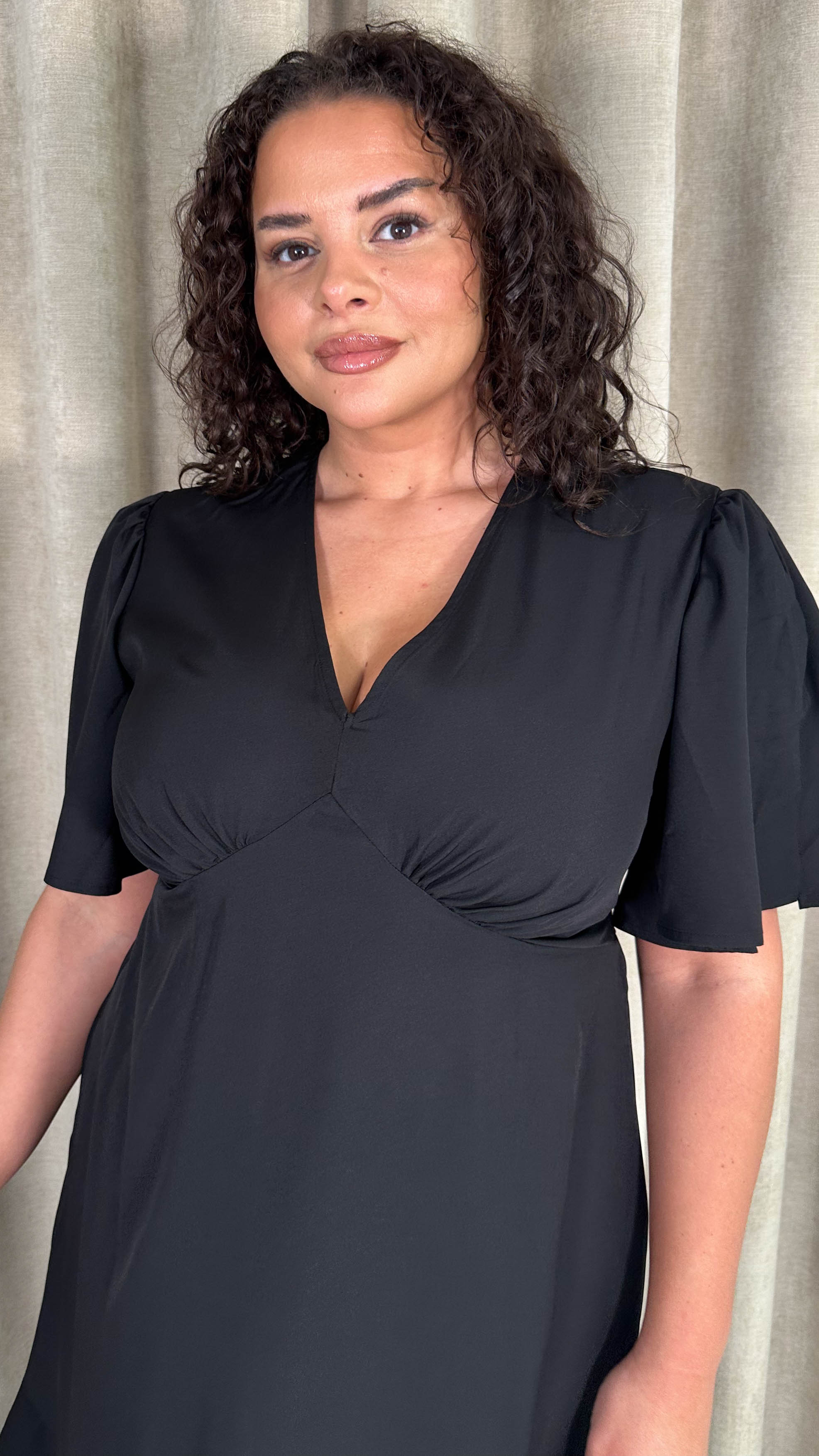 CurveWow Frill Hem Midi Dress Black