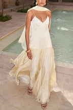 Fía Flows Maxi Dress