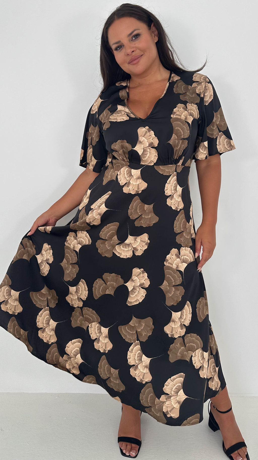 CurveWow Gathered Bust Maxi Dress Black & Gold Floral