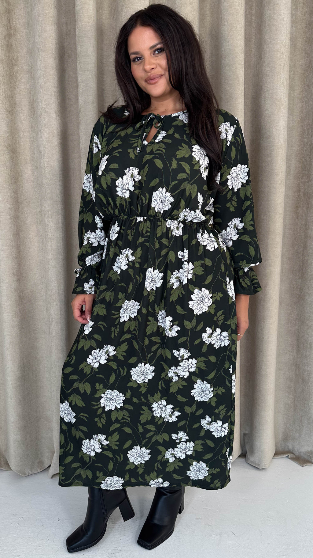 CurveWow Tie Cuff Midaxi Dress Black Floral