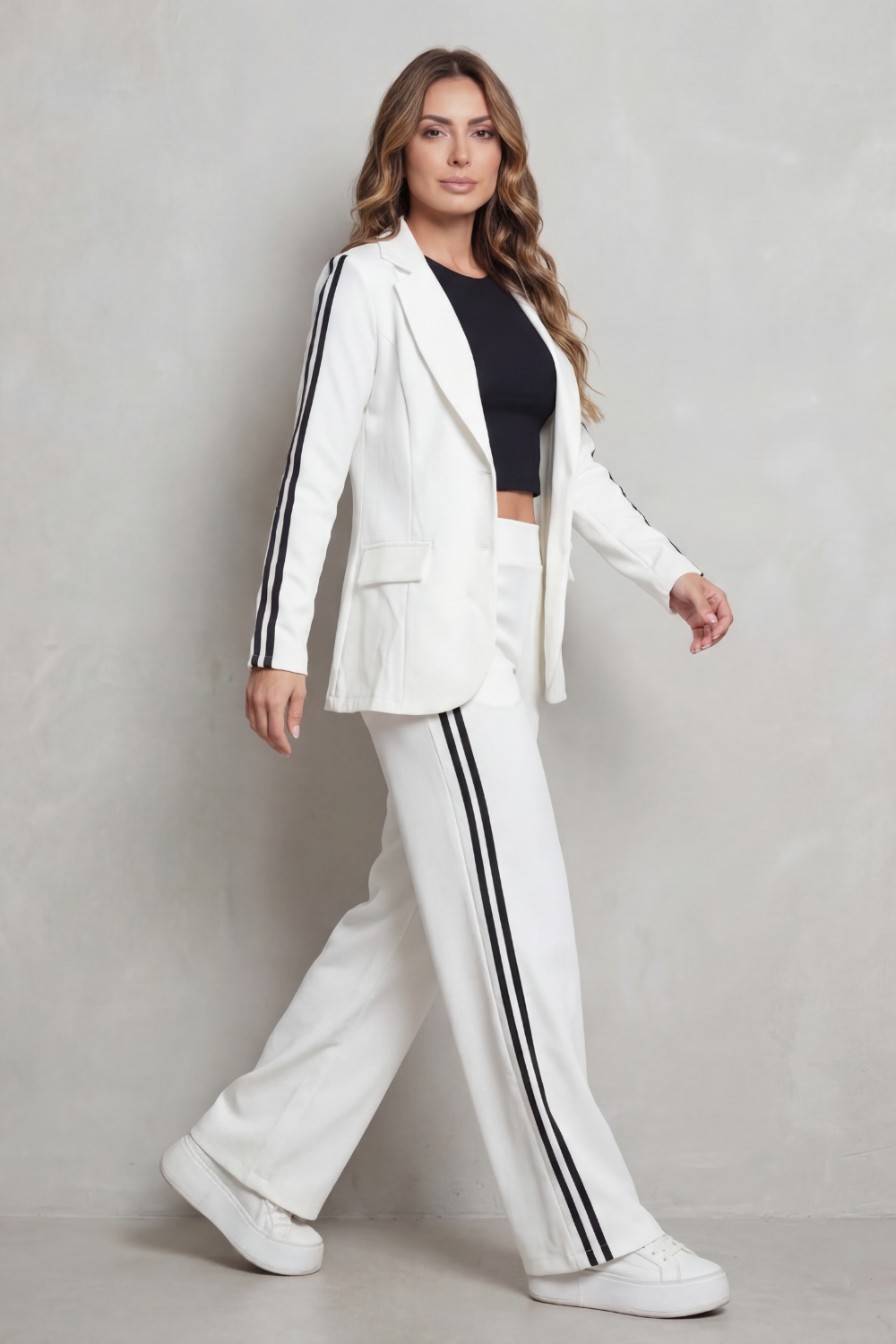 Ishie – Stripe detail – Sporty elegance set