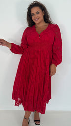 CurveWow Davore V-Neck Pleated Dress Red
